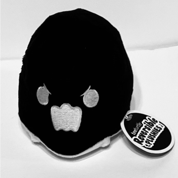 TeeTurtkes lot of two plush 3/$25 - Picture 3 of 11